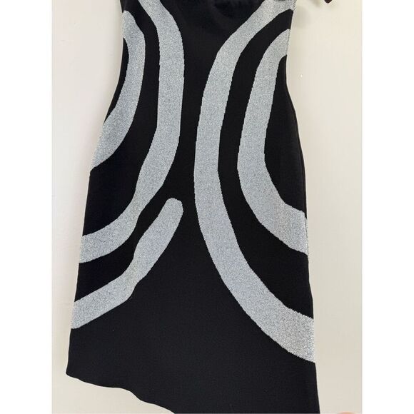 Sold  - Picture 8 of 10